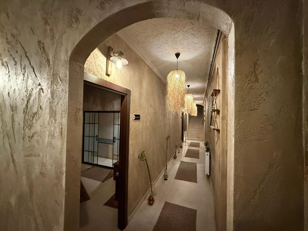 Gaziantep spa merkezi Novira Vena — iç mekân koridoru
